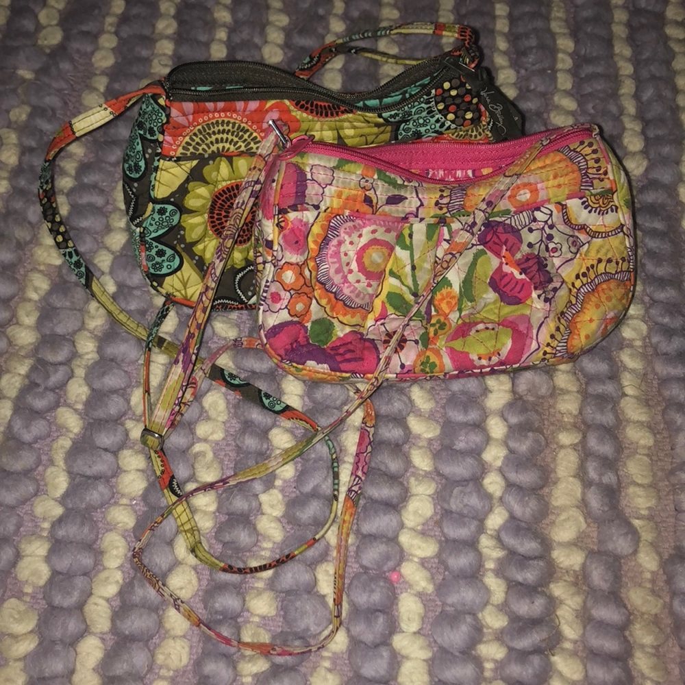 set of 2 cute Vera Bradley bags !